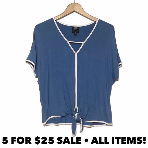 bobeau Tops - Bobeau Tied Waist Top